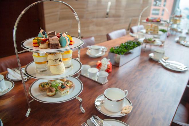 深圳君悦酒店 X 三宅之褶艺术下午茶